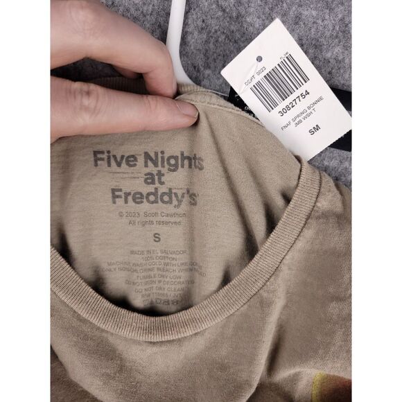 Five Nights At Freddy's Shirt Men's Small Spring Bonnie Graphic Tee Cotton NWT - Picture 3 of 6